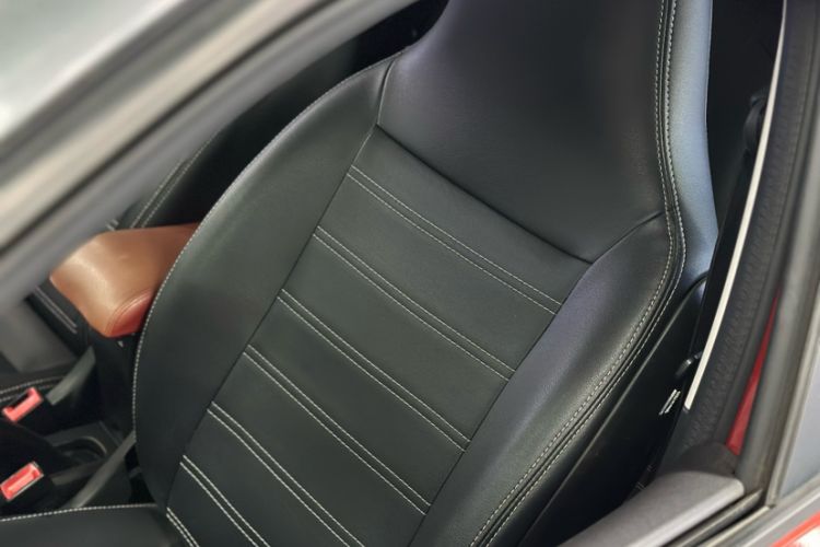 Used smart forfour 2016 1.0L 52 kW Dynamic Edition Interior 1