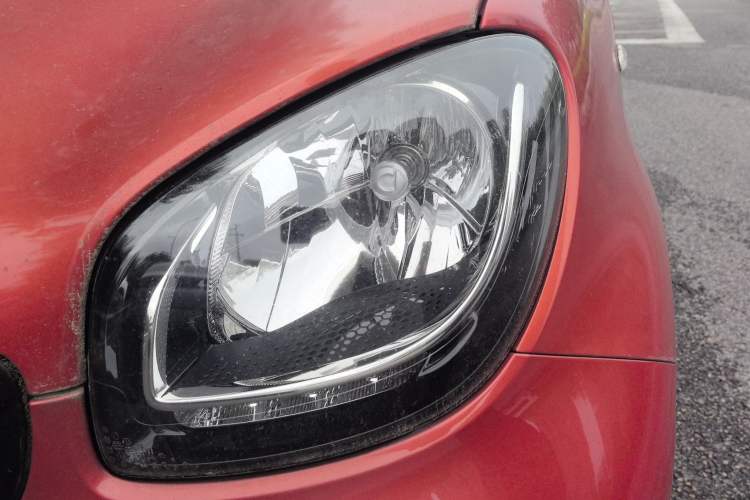Used smart forfour 2016 1.0L 52 kW Passion Edition Left Front Headlight
