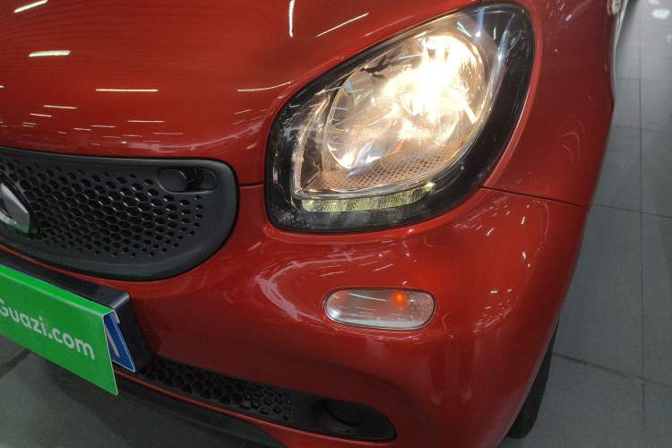 Used smart forfour 2016 0.9T 66 kW Pioneer Edition Left Front Headlight