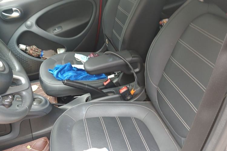 Used smart forfour 2016 0.9T 66 kW Pioneer Edition Left Front Seat