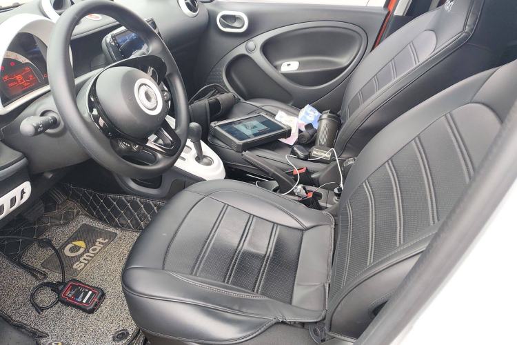 Used smart forfour 2016 1.0L 52 kW Dynamic Edition Left Front Seat