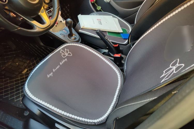 Used smart forfour 2016 1.0L 52 kW Passion Edition Left Front Seat