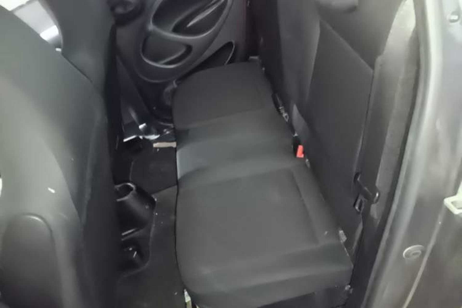 Used smart forfour 2016 1.0L 52 kW Dynamic Edition Left Rear Seat