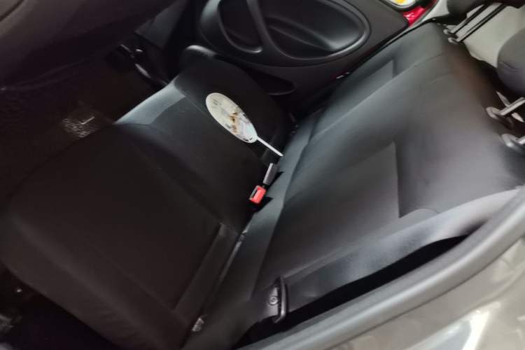 Used smart forfour 2016 1.0L 52 kW Dynamic Edition Left Rear Seat