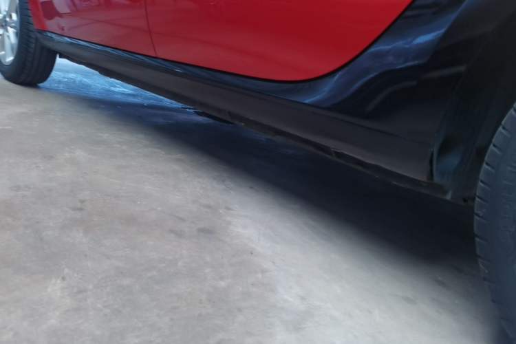 Used smart forfour 2016 1.0L 52 kW Dynamic Edition Left Side Sill