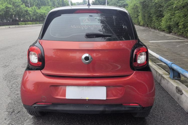 Used smart forfour 2016 1.0L 52 kW Passion Edition Rear