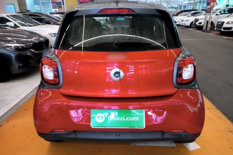 Used smart forfour 2016 1.0L 52 kW Passion Edition Rear
