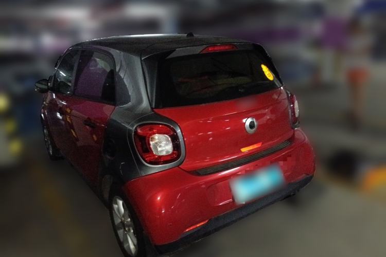 Used smart forfour 2016 1.0L 52 kW Dynamic Edition Rear Left 45 Deg
