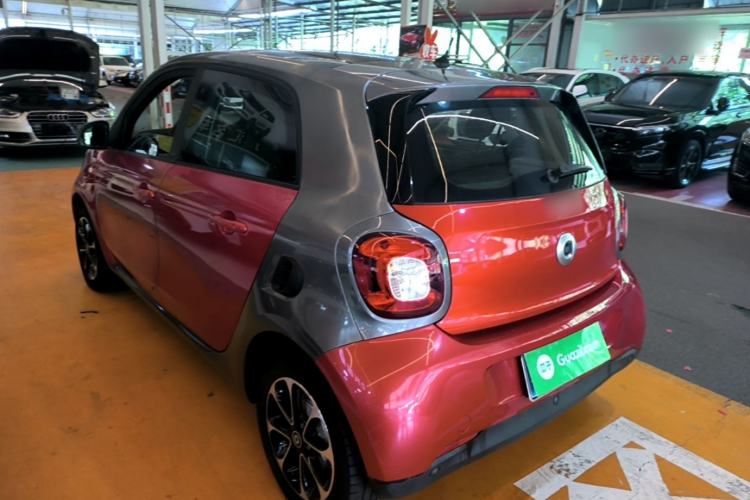 Used smart forfour 2016 1.0L 52 kW Passion Edition Rear Left 45 Deg