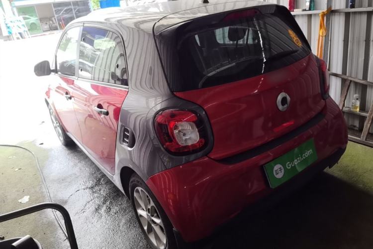 Used smart forfour 2016 1.0L 52 kW Dynamic Edition Rear Left 45 Deg
