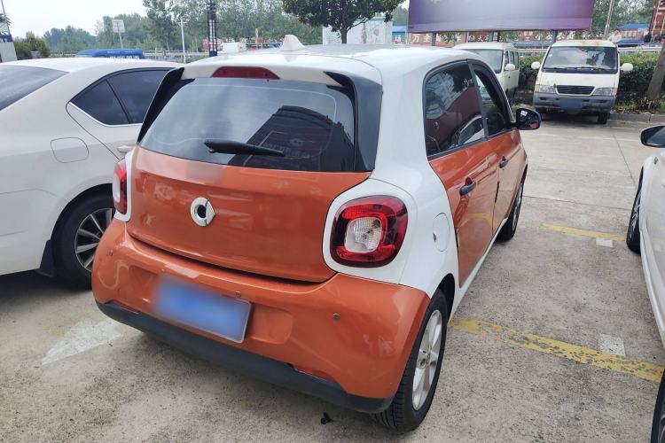 Used smart forfour 2016 1.0L 52 kW Dynamic Edition Rear Right 45 Deg