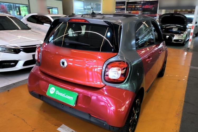 Used smart forfour 2016 1.0L 52 kW Passion Edition Rear Right 45 Deg