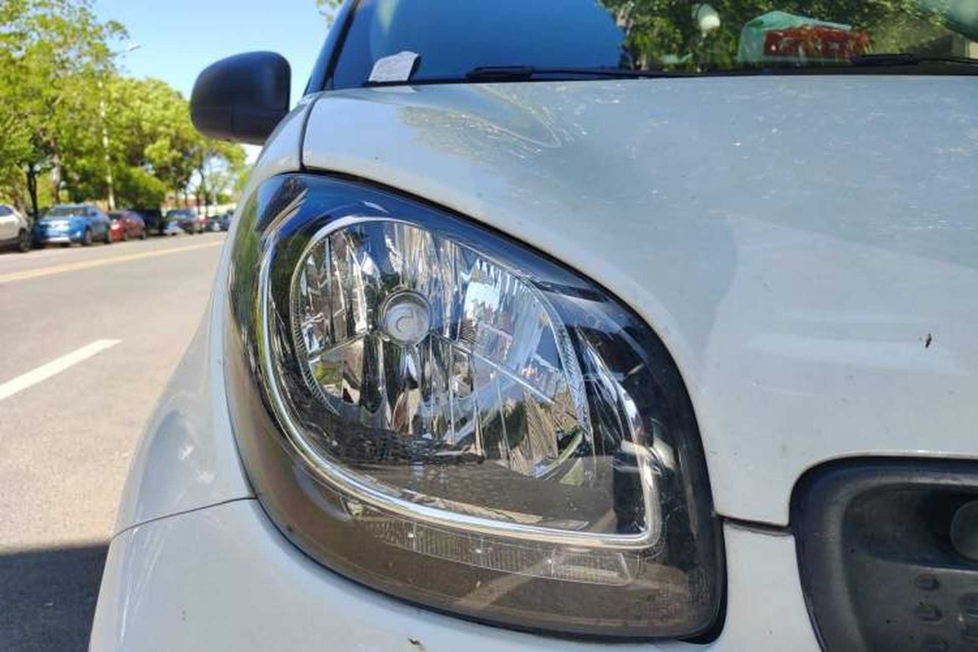 Used smart forfour 2016 1.0L 52 kW Dynamic Edition Right Front Headlight