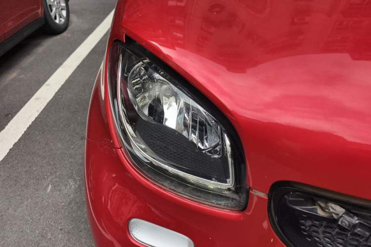 Used smart forfour 2016 0.9T 66 kW Pioneer Edition Right Front Headlight