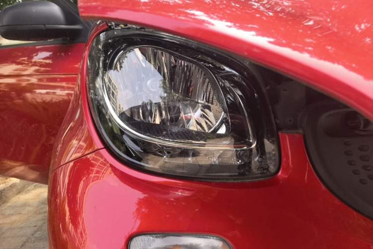 Used smart forfour 2016 1.0L 52 kW Dynamic Edition Right Front Headlight