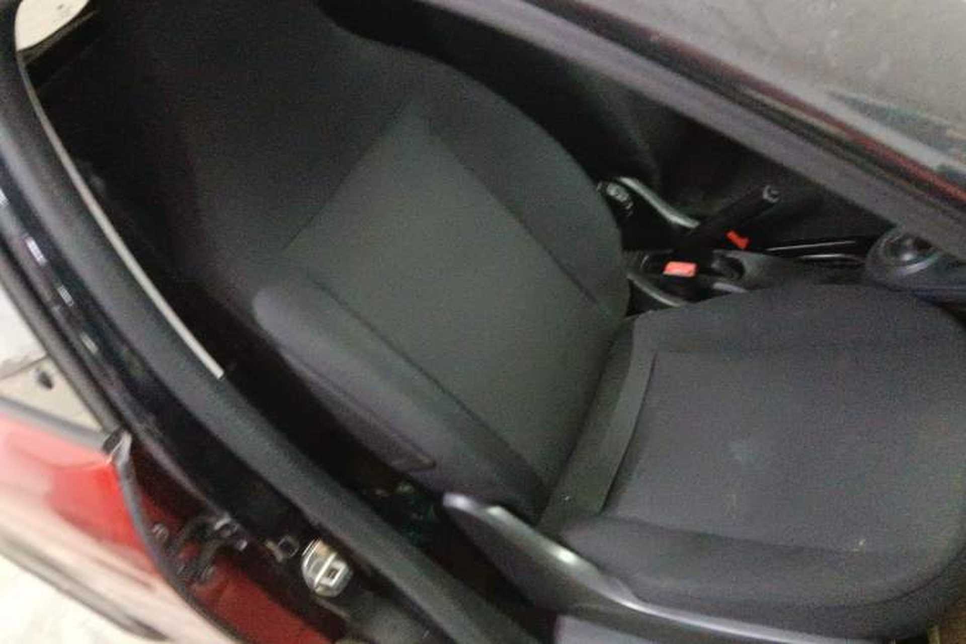 Used smart forfour 2016 1.0L 52 kW Dynamic Edition Right Front Seat