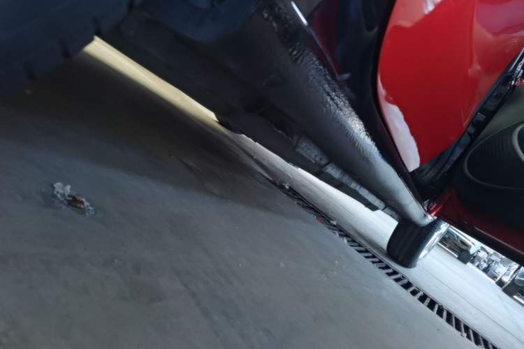 Used smart forfour 2016 1.0L 52 kW Dynamic Edition Right Side Sill