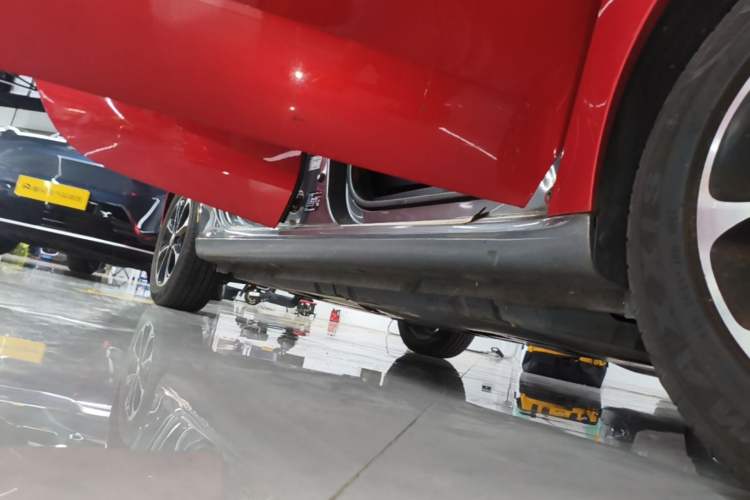 Used smart forfour 2016 1.0L 52 kW Passion Edition Right Side Sill