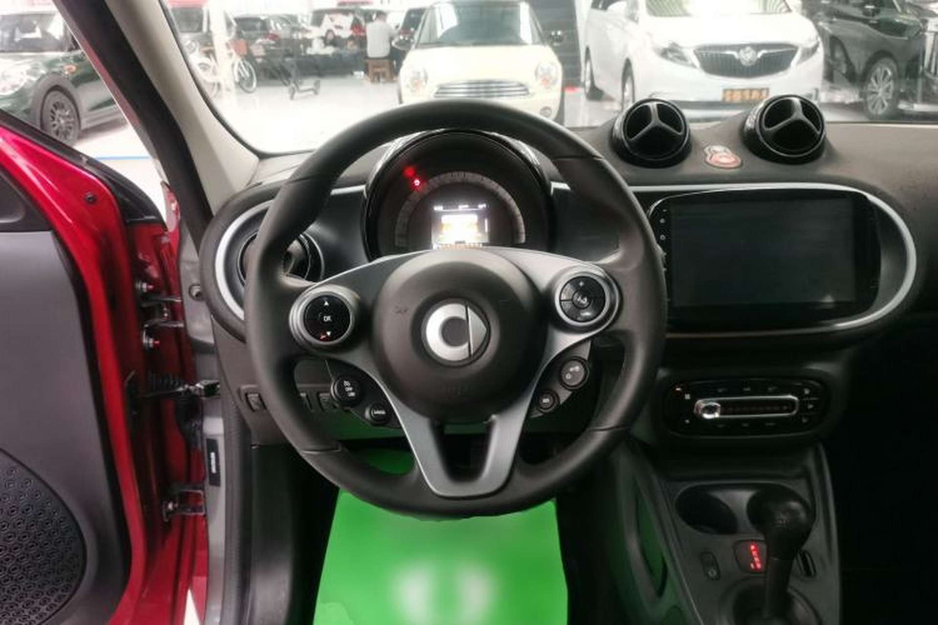 Used smart forfour 2016 1.0L 52 kW Passion Edition Steering Wheel