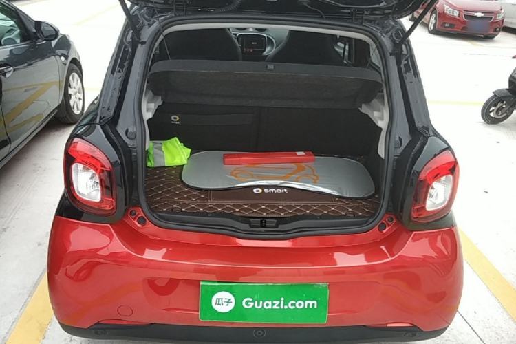 Used smart forfour 2016 0.9T 66 kW Pioneer Edition Trunk