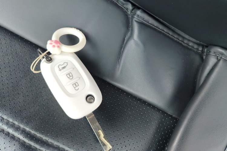 Used smart forfour 2016 1.0L 52 kW Dynamic Edition Vehicle Key