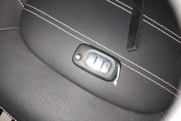 Used smart forfour 2016 0.9T 66 kW Pioneer Edition Vehicle Key