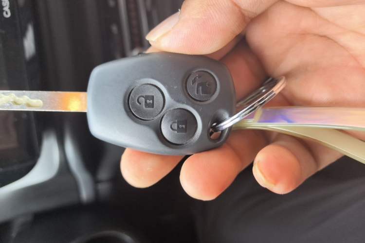 Used smart forfour 2016 1.0L 52 kW Dynamic Edition Vehicle Key