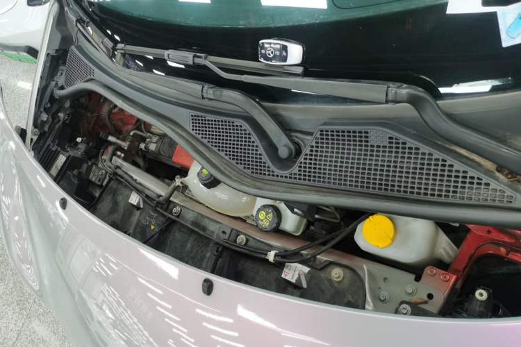 Used smart forfour 2016 0.9T 66 kW Pioneer Edition Engine Bay