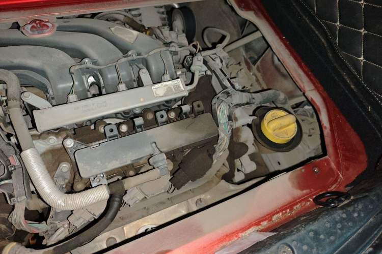 Used smart forfour 2016 1.0L 52 kW Passion Edition Engine Bay Left