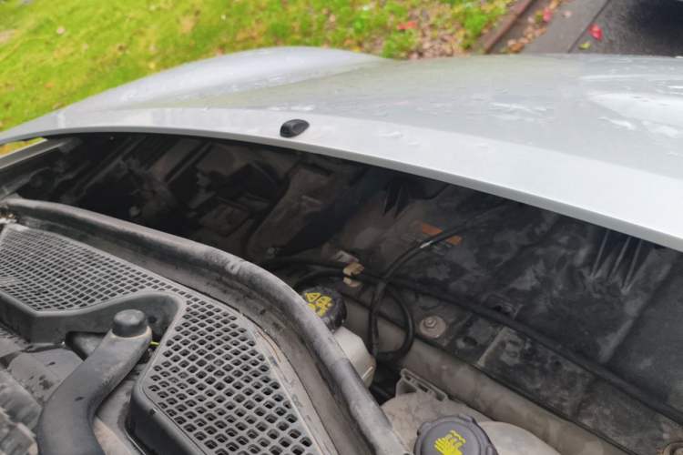 Used smart forfour 2016 1.0L 52 kW Passion Edition Engine Bay Left
