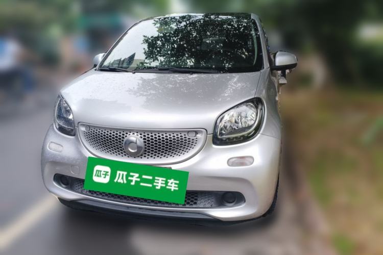 Used smart forfour 2016 1.0L 52 kW Passion Edition Front