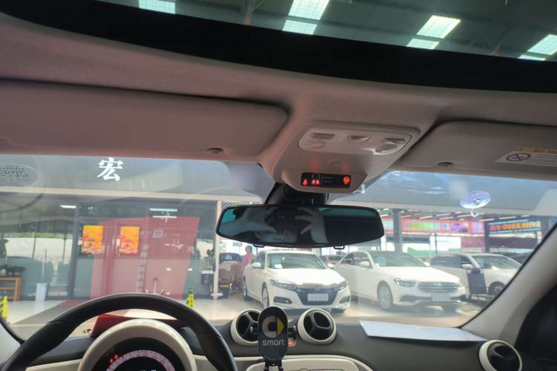 Used smart forfour 2016 1.0L 52 kW Passion Edition Headliner