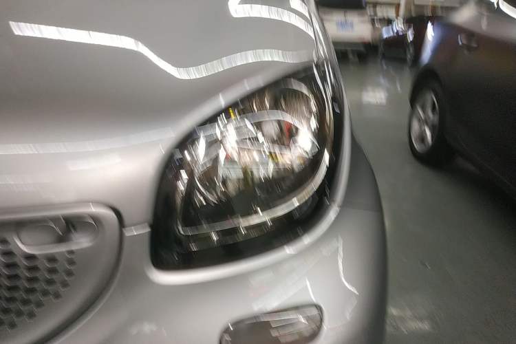 Used smart forfour 2016 0.9T 66 kW Pioneer Edition Left Front Headlight