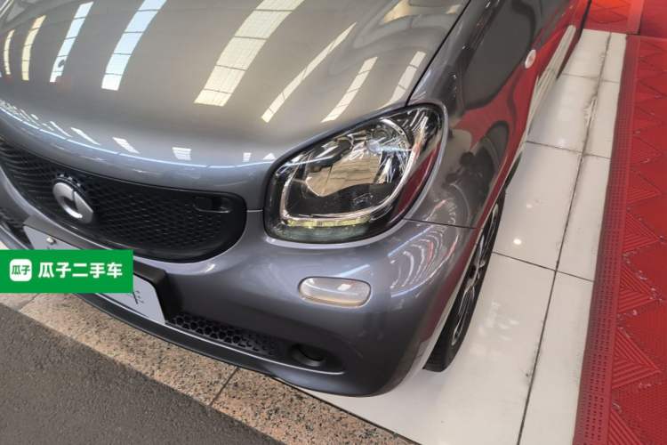 Used smart forfour 2016 1.0L 52 kW Passion Edition Left Front Headlight