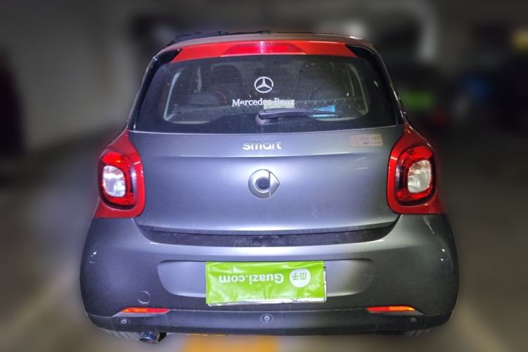 Used smart forfour 2016 1.0L 52 kW Passion Edition Rear