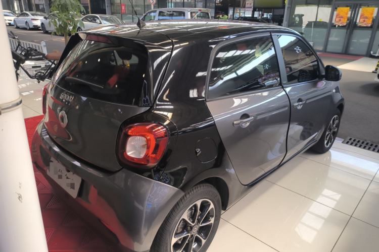 Used smart forfour 2016 1.0L 52 kW Passion Edition Rear Right 45 Deg
