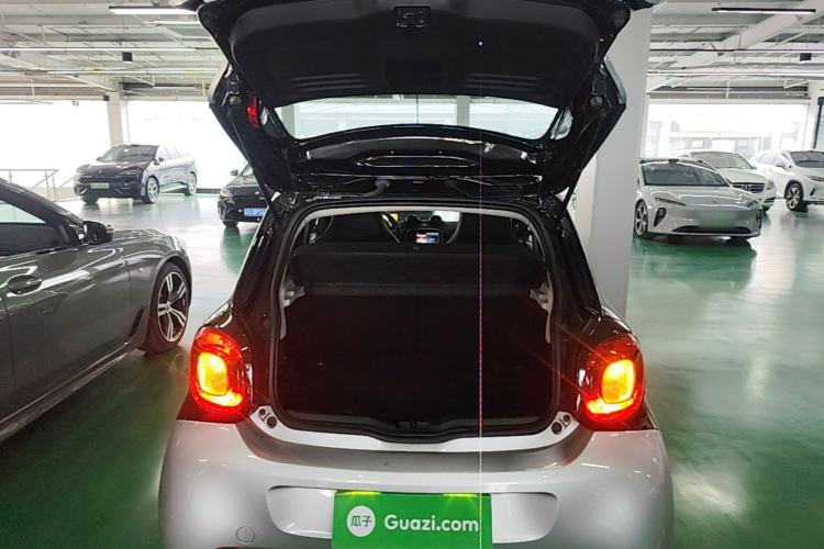 Used smart forfour 2016 0.9T 66 kW Pioneer Edition Trunk