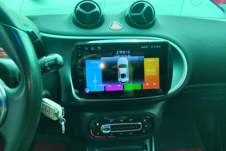 Used smart forfour 2016 1.0L 52 kW Passion Edition Audio And AC Panel