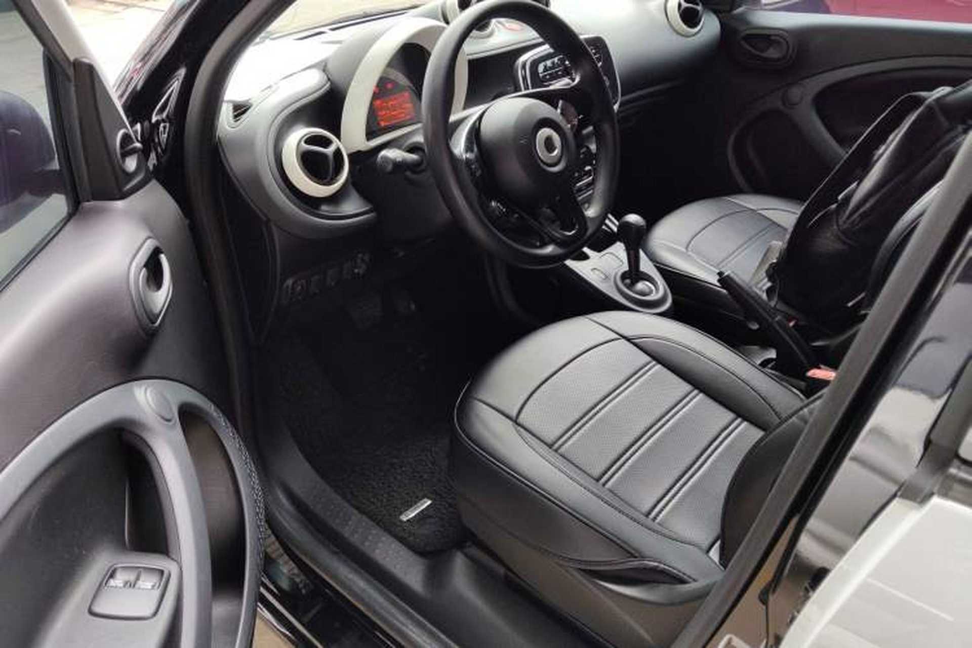 Used smart forfour 2016 1.0L 52 kW Dynamic Edition Driver Seat