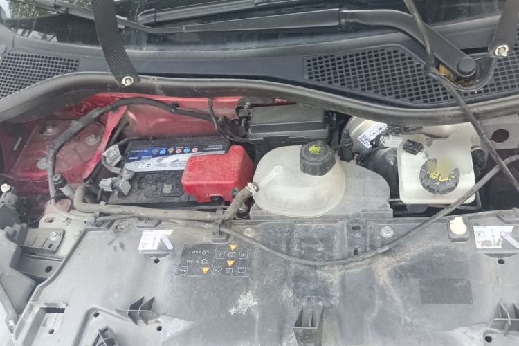 Used smart forfour 2016 1.0L 52 kW Dynamic Edition Engine Bay