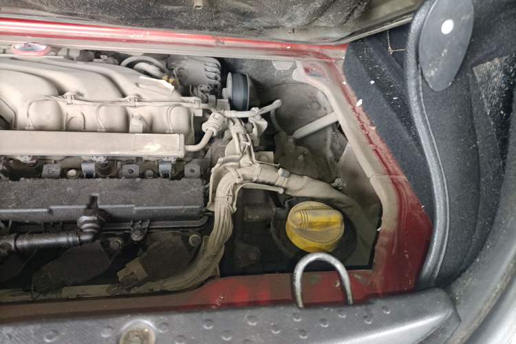 Used smart forfour 2016 1.0L 52 kW Dynamic Edition Engine Bay Left