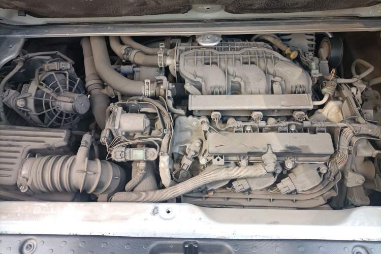Used smart forfour 2016 0.9T 66 kW Pioneer Edition Engine Bay