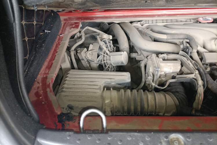 Used smart forfour 2016 1.0L 52 kW Dynamic Edition Engine Bay Right