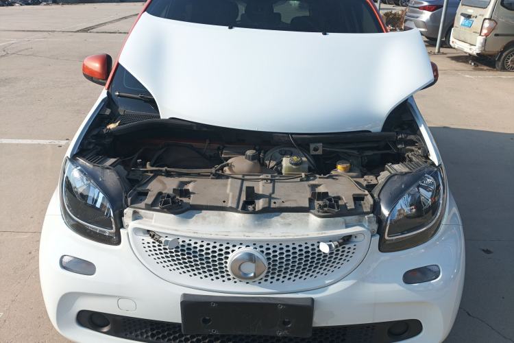 Used smart forfour 2016 1.0L 52 kW Passion Edition Engine Bay