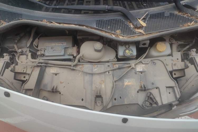 Used smart forfour 2016 1.0L 52 kW Dynamic Edition Engine Bay