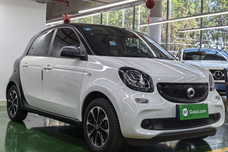 Used smart forfour 2016 1.0L 52 kW Passion Edition Exterior 2