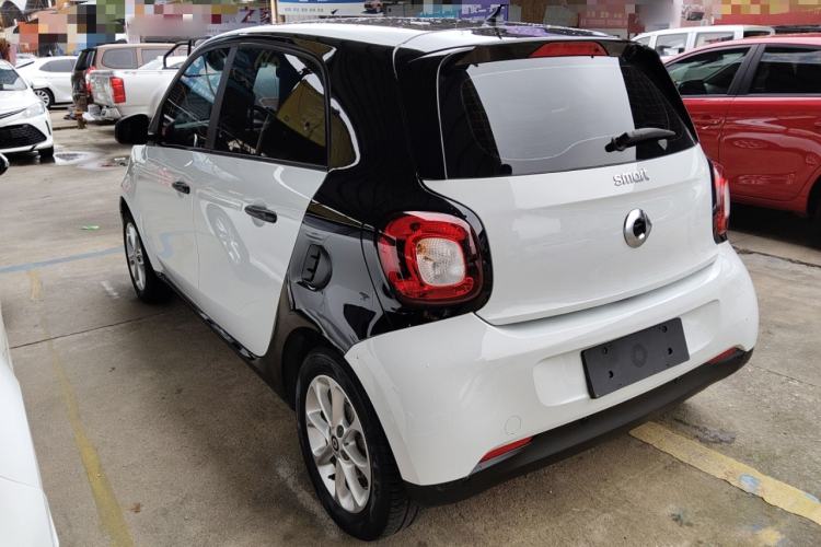 Used smart forfour 2016 1.0L 52 kW Dynamic Edition Exterior 2