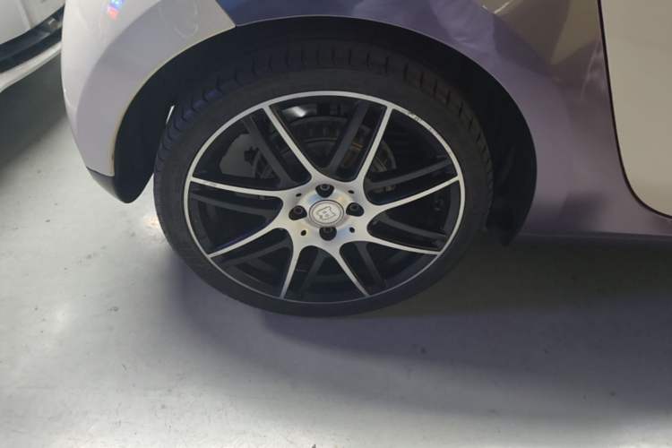 Used smart forfour 2016 1.0L 52 kW Passion Edition Exterior 5