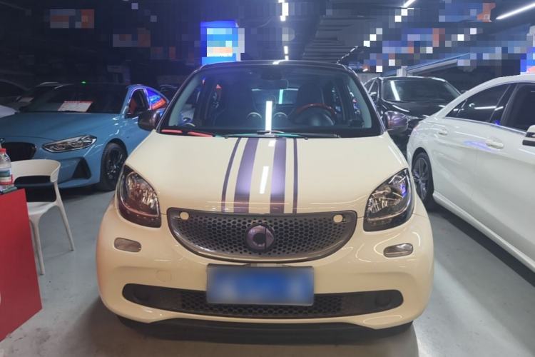 Used smart forfour 2016 1.0L 52 kW Passion Edition Front
