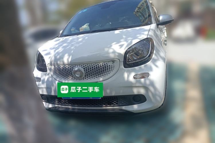 Used smart forfour 2016 0.9T 66 kW Pioneer Edition Front